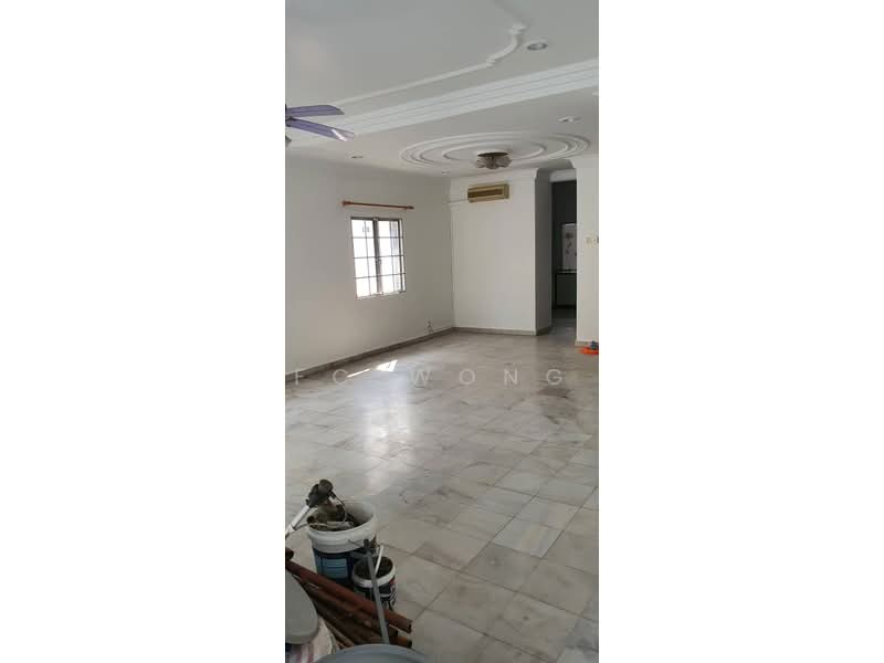 Rumah Teres 2 Tingkat untuk Dijual di BANDAR PUCHONG JAYA (Puchong) - FC Wong - Living Room - PropertyGuru.com.my