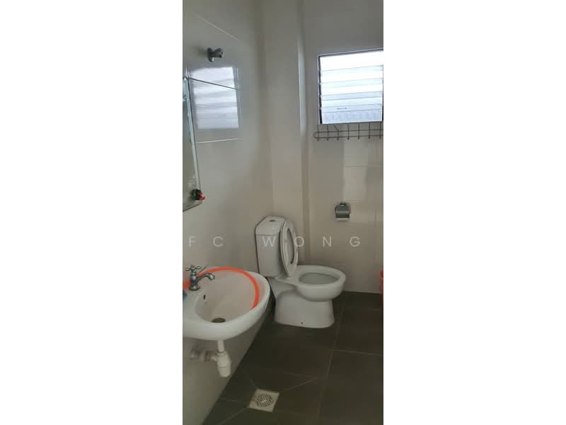 Rumah Teres 2 Tingkat untuk Dijual di BANDAR PUCHONG JAYA (Puchong) - FC Wong - Bathroom - PropertyGuru.com.my