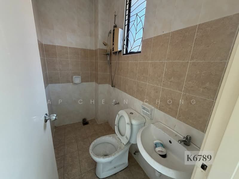 2-storey Terraced House for Sale in Klang (Selangor) - Yap Chean Chong - Bathroom - PropertyGuru.com.my