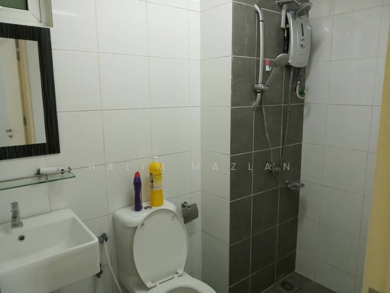 Servis Apartment untuk Dijual di De Centrum Residences - Halim Mazlan - Bathroom - PropertyGuru.com.my