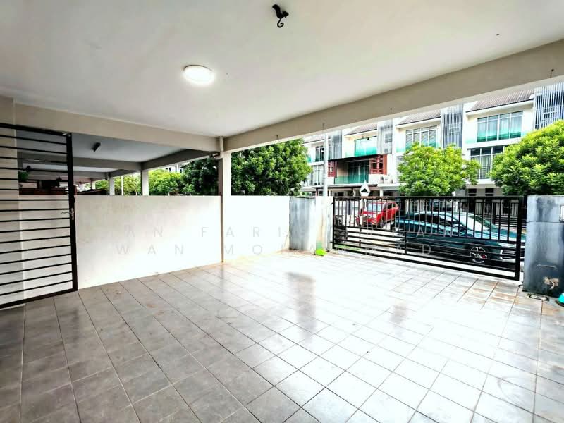3-storey Terraced House for Sale in Kajang (Selangor) - Wan Faris Irfan Wan Mohammad - Exterior - PropertyGuru.com.my