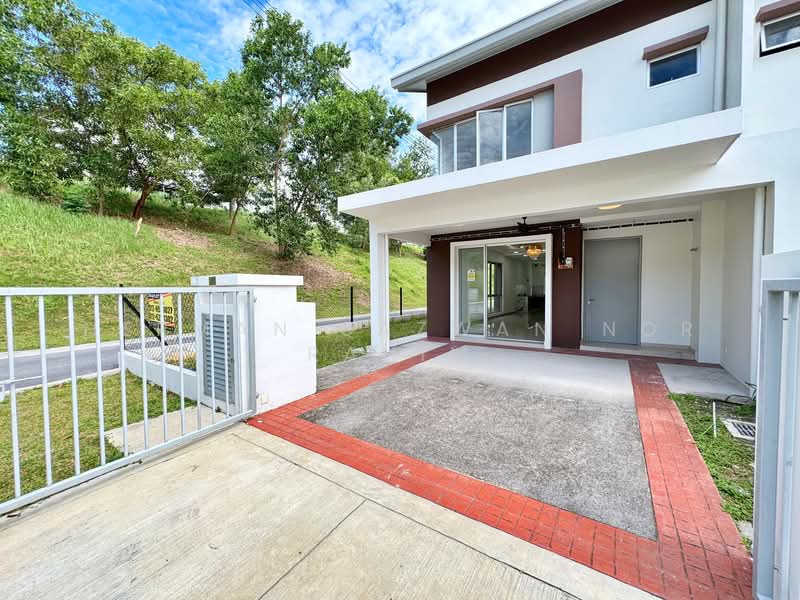 Terraced House for Sale in Sepang (Selangor) - Herman Sazwan Nor Rahim - Exterior - PropertyGuru.com.my