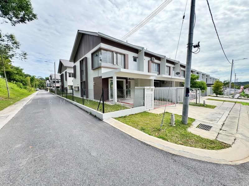 Terraced House for Sale in Sepang (Selangor) - Herman Sazwan Nor Rahim - Exterior - PropertyGuru.com.my