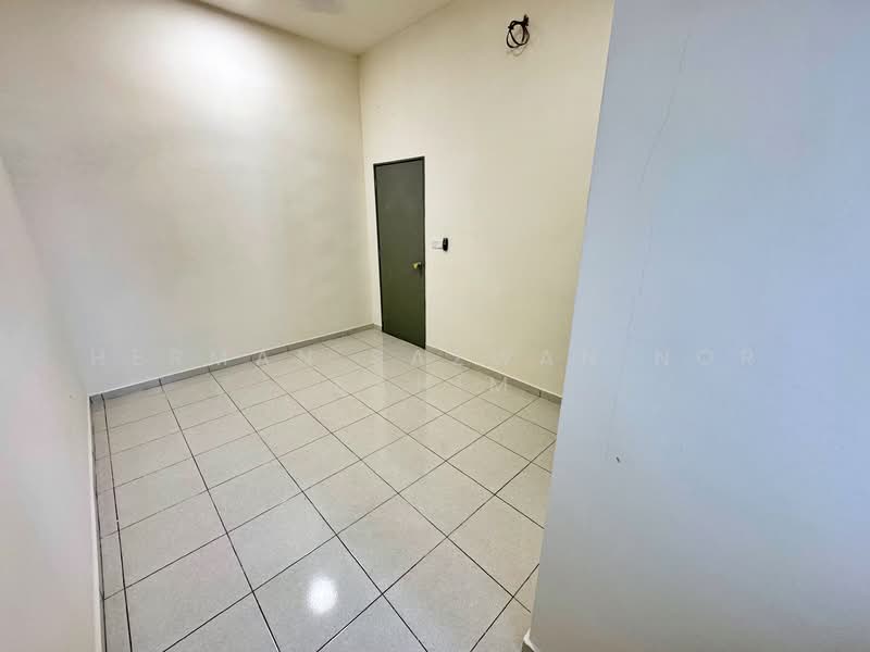 Terraced House for Sale in Sepang (Selangor) - Herman Sazwan Nor Rahim - Bedroom - PropertyGuru.com.my