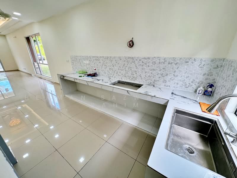 Terraced House for Sale in Sepang (Selangor) - Herman Sazwan Nor Rahim - Kitchen - PropertyGuru.com.my