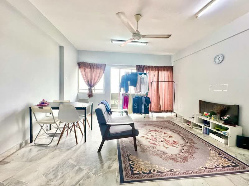 Kondominium untuk Dijual di Menara Alpha - Azrul Ismail - Living Room - PropertyGuru.com.my