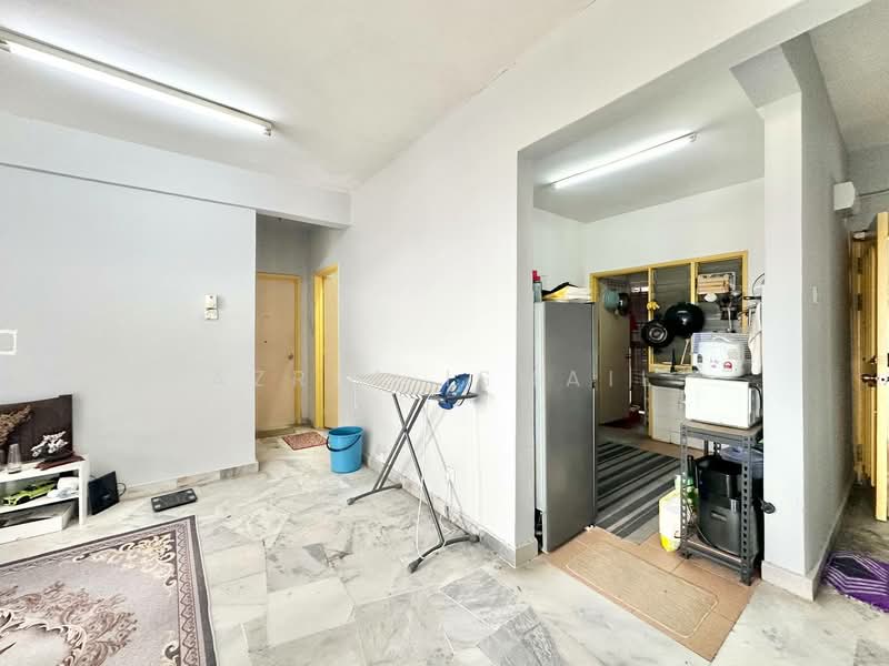 Kondominium untuk Dijual di Menara Alpha - Azrul Ismail - Living Room - PropertyGuru.com.my