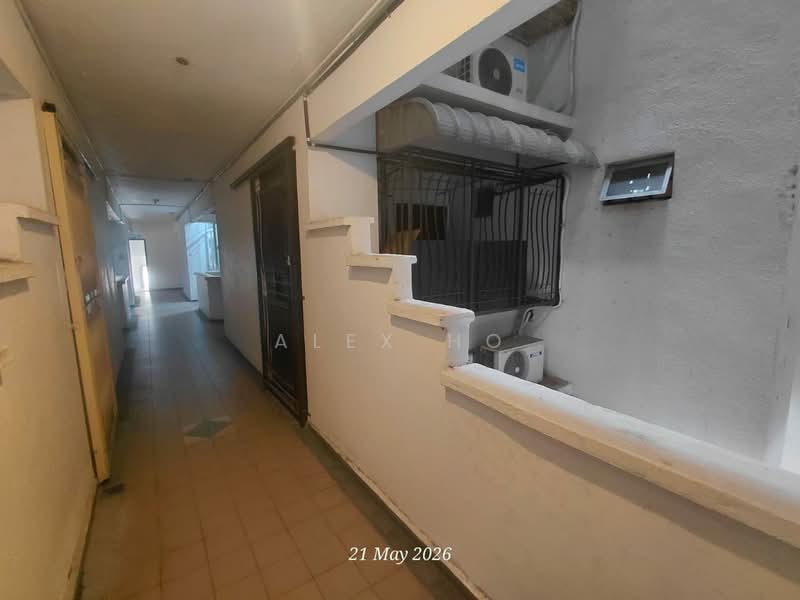 Kondominium untuk Dijual di Villa Emas - Alex Ho - Corridor - PropertyGuru.com.my