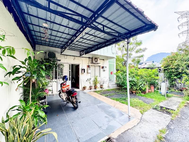 Townhouse for Sale in Batu Caves (Selangor) - Fauran Nawawi - PropertyGuru.com.my