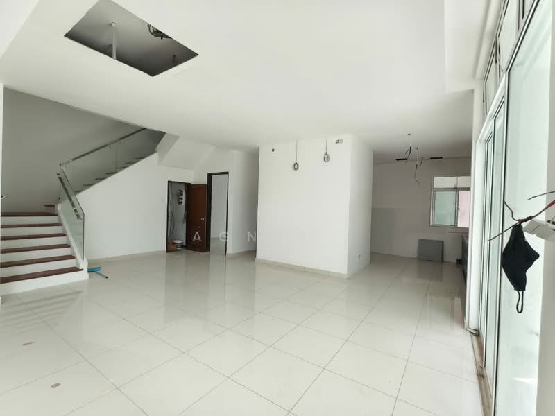 Rumah Berkembar untuk Dijual di Taman Seri Austin (Tebrau) - Agnes . - PropertyGuru.com.my