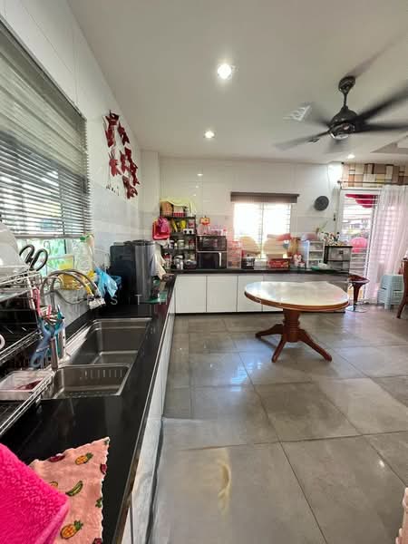 Rumah Teres untuk Dijual di Butterworth (Penang) - Esther Sim - Kitchen - PropertyGuru.com.my