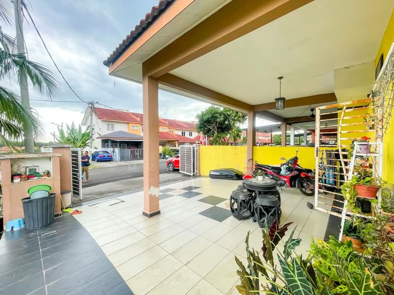 2-storey Terraced House for Sale in Taman Murni (Sepang) - Amzar Faiz - PropertyGuru.com.my