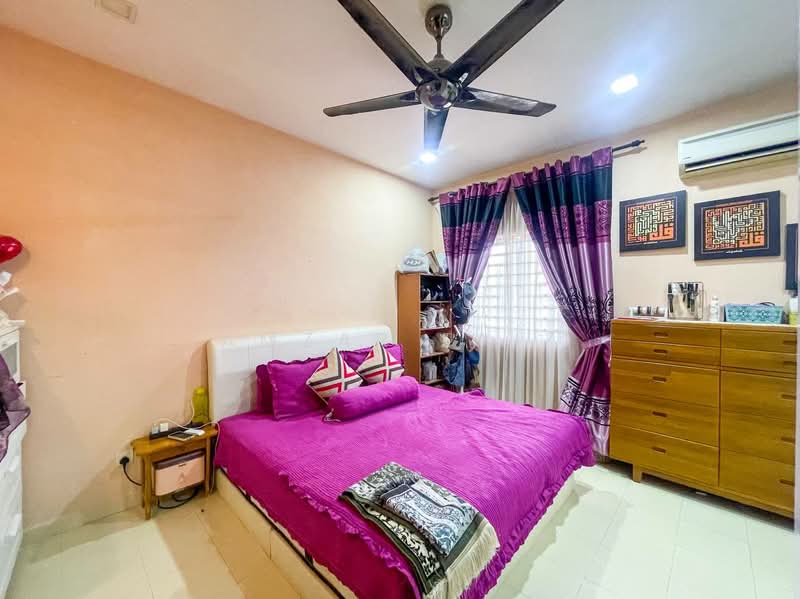 2-storey Terraced House for Sale in Taman Murni (Sepang) - Amzar Faiz - PropertyGuru.com.my