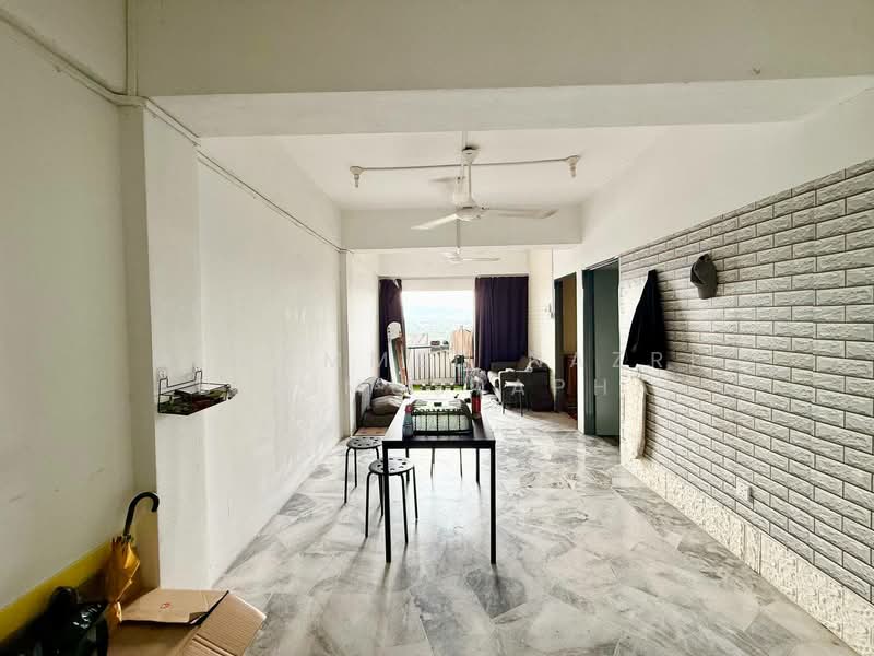 Apartment for Sale at Taman Bukit Mutiara - Muhammed Nazri bin Mustapha - Living Room - PropertyGuru.com.my