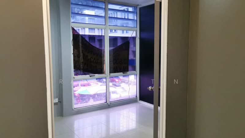 Pejabat untuk Disewa di PJU 8, Damansara Perdana (Petaling Jaya) - Raymond Tan - Interior - PropertyGuru.com.my