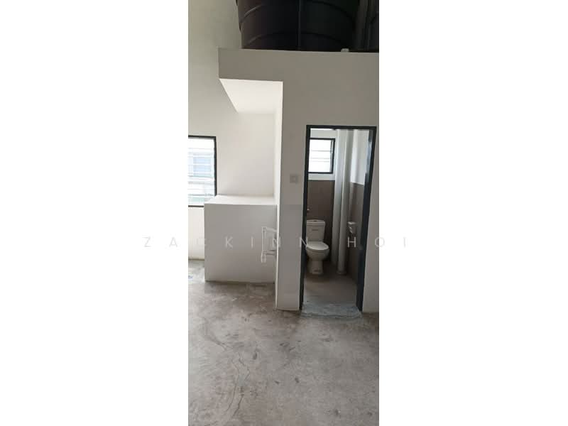 Kilang untuk Disewa di Sungai Kapar Indah Industrial Park (Kapar) - Zackinn Hoi - Bathroom - PropertyGuru.com.my