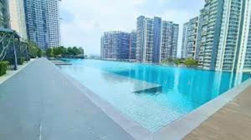 Servis Apartment untuk Disewa di SouthPlace Residences @ Tropicana Metropark - Thanap Priyaa - Pool - PropertyGuru.com.my