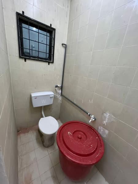 Rumah Teres 2 Tingkat untuk Dijual di Kluang (Johor) - Win Lim - Bathroom - PropertyGuru.com.my