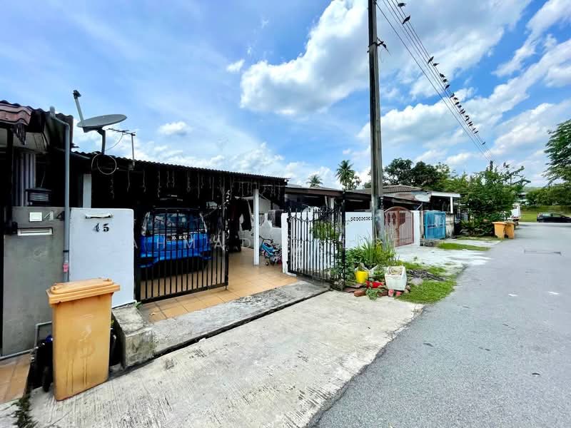 1-storey Terraced House for Sale in Kajang (Selangor) - Ahmad Fadlee - PropertyGuru.com.my