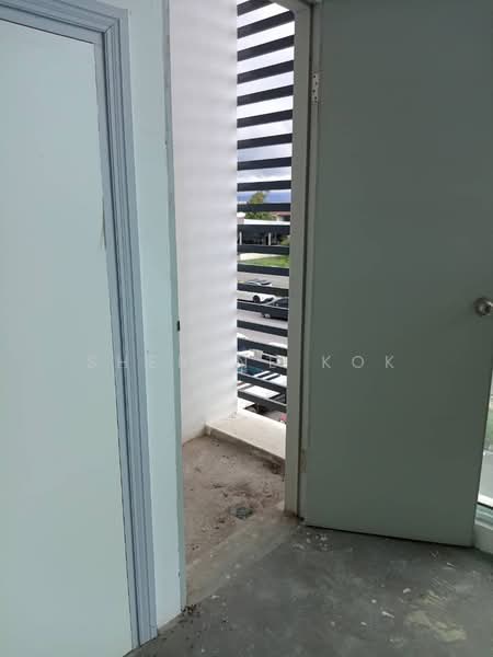 Kedai untuk Dijual di Batu Kawa (Kuching) - Sherene Kok - Balcony - PropertyGuru.com.my