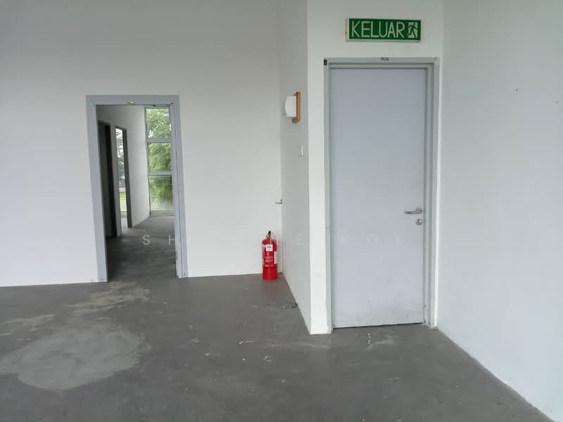 Kedai untuk Dijual di Batu Kawa (Kuching) - Sherene Kok - Interior - PropertyGuru.com.my