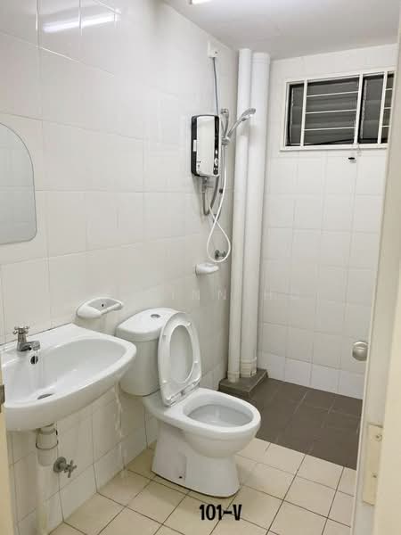 Apartment for Sale at Seri Jati - Zackinn Hoi - Bathroom - PropertyGuru.com.my