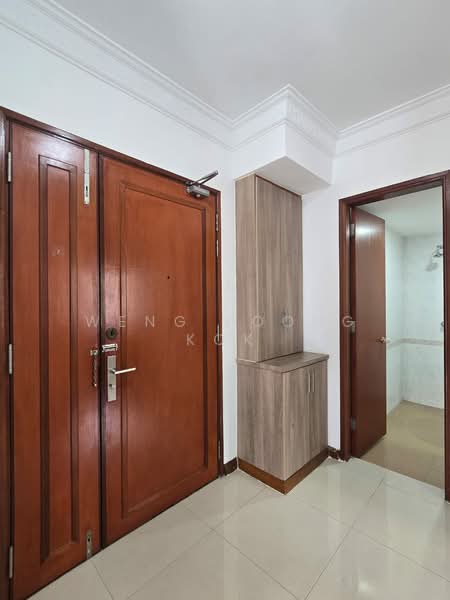 Kondominium untuk Disewa di Almaspuri - Weng Loong Kok - Entrance - PropertyGuru.com.my
