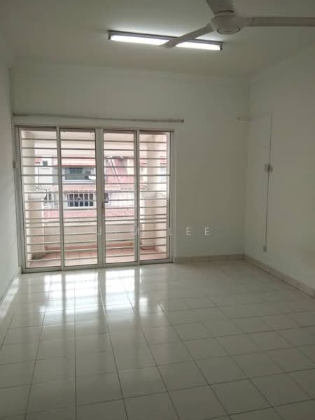 Terraced House for Rent in Laman Rimbunan (Kepong) - Jim Lee - Living Room - PropertyGuru.com.my