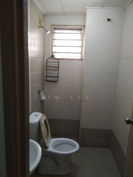 Terraced House for Rent in Laman Rimbunan (Kepong) - Jim Lee - Bathroom - PropertyGuru.com.my
