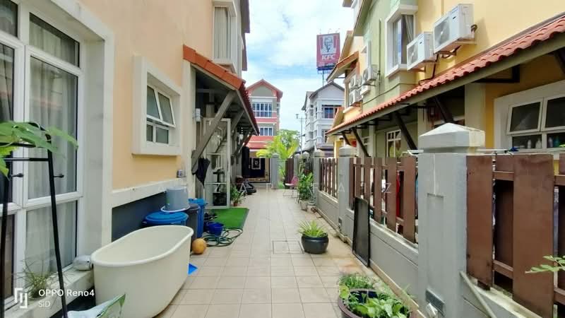 Rumah Berkembar untuk Dijual di Damansara Legenda (Petaling Jaya) - Amzar Faiz - PropertyGuru.com.my