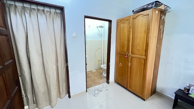 Rumah Teres 1 Tingkat untuk Dijual di Taman Green View (Pasir Panjang) - Raj Kumar - Bathroom - PropertyGuru.com.my