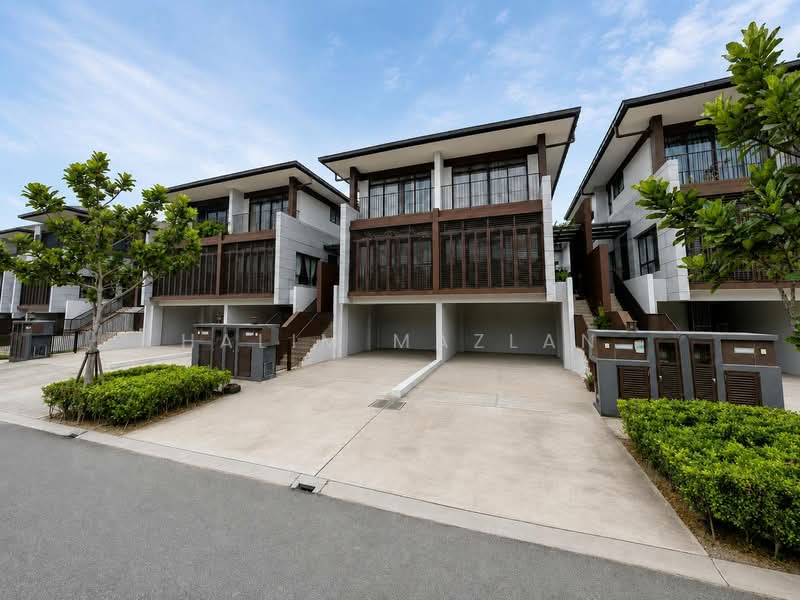 3-storey Terraced House for Sale in Cyberjaya (Selangor) - Halim Mazlan - Exterior - PropertyGuru.com.my