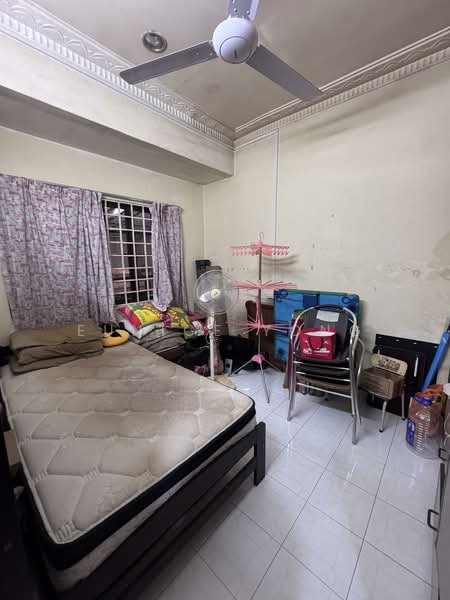 Semi-Detached House for Sale in Seksyen 4 (Petaling Jaya) - Eunice Yong - Bedroom - PropertyGuru.com.my