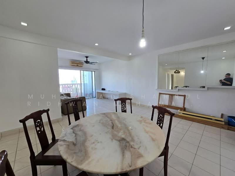 Pangsapuri untuk Dijual di Sri Bayu Apartments - Muhammad Shahrul Ridhwan Mehamad Nasir - Living Room - PropertyGuru.com.my