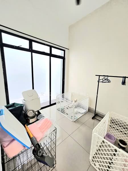 Cluster House for Sale in Mutiara Rini (Skudai) - Serene Low - PropertyGuru.com.my