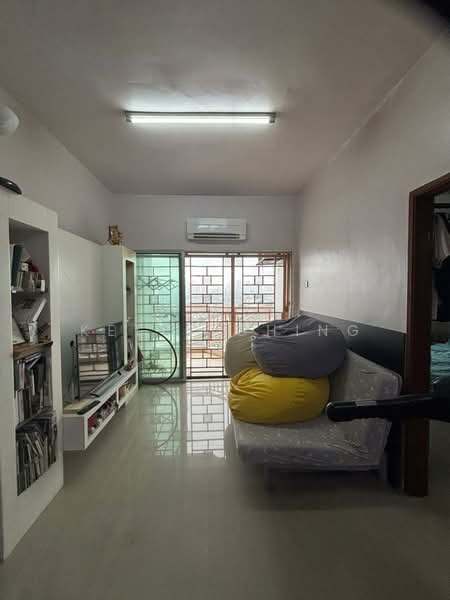 Kondominium untuk Disewa di Kepong Sentral Condominium - Ketty Ching - Living Room - PropertyGuru.com.my