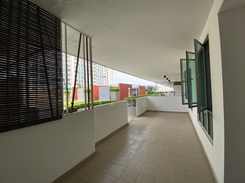 Service Residence for Sale at Bsp Skypark - Elfa Don - Balcony - PropertyGuru.com.my
