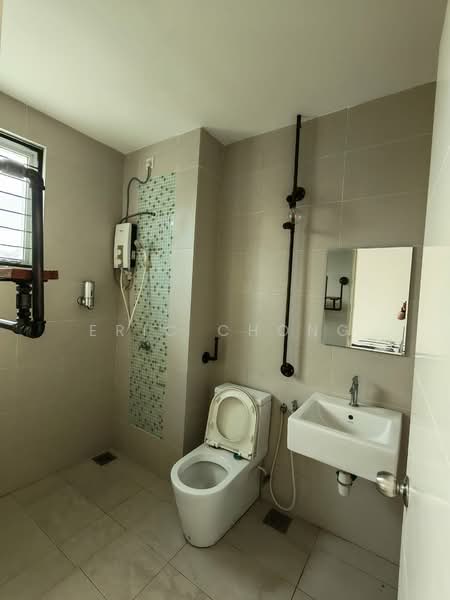 Rumah Teres 2 Tingkat untuk Disewa di Bandar Sri Sendayan (Negeri Sembilan) - Eric Chong - Bathroom - PropertyGuru.com.my