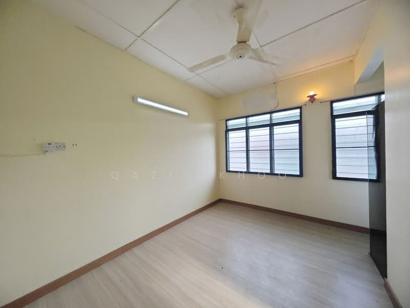2-storey Terraced House for Sale in Taman Pertama (Ipoh) - Qazin Khoo - Interior - PropertyGuru.com.my