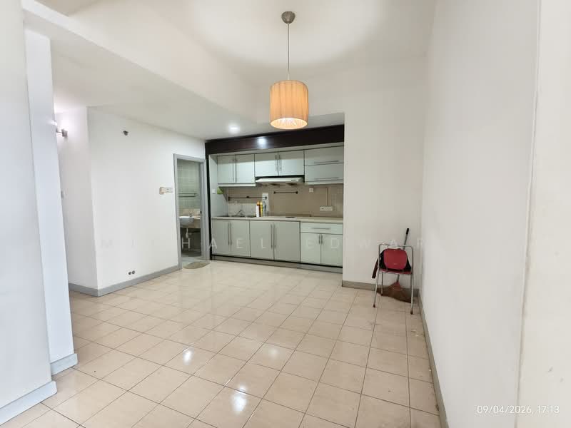 Servis Apartment untuk Dijual di Amcorp Serviced Suites - Michael Edward - Kitchen - PropertyGuru.com.my
