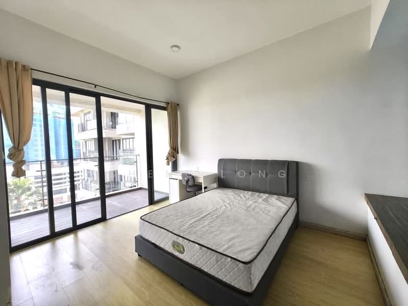 Condominium for Sale at Royal Strand @ Country Garden Danga Bay - Sheng Long - Bedroom - PropertyGuru.com.my