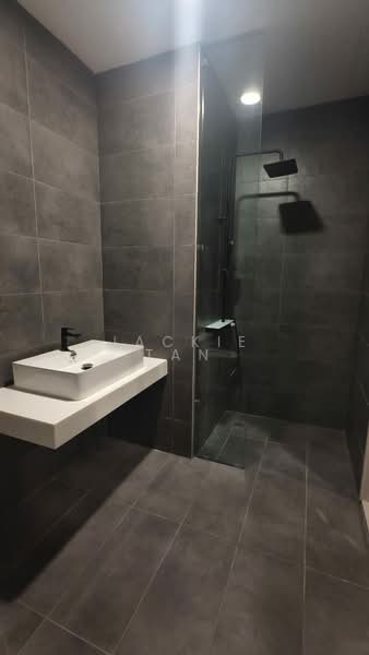 Servis Apartment untuk Dijual di The Mate @ Damansara Jaya - Jackie Tan - Bathroom - PropertyGuru.com.my