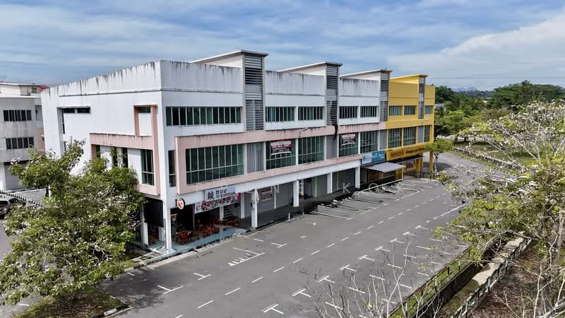 Shop for Sale in Kota Padawan (Kuching) - Sherene Kok - Exterior - PropertyGuru.com.my