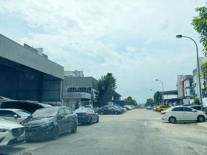 Cluster Factory for Rent in Kawasan Perindustrian Mount Austin (Tebrau) - May Khoo - Exterior - PropertyGuru.com.my