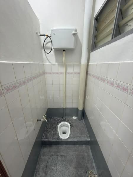 Rumah Teres 2 Tingkat untuk Dijual di Bandar Seri Alam (Masai) - Win Lim - Bathroom - PropertyGuru.com.my