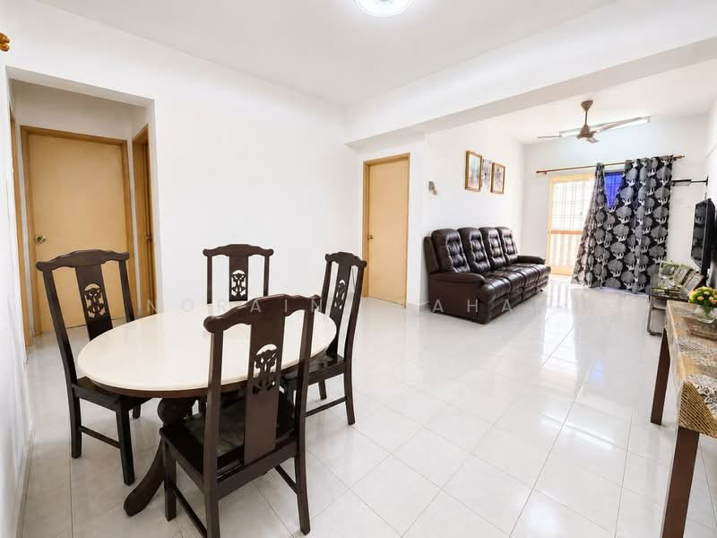 Apartment for Sale at Sri Dahlia - Noraini Dahan - Dining Room - PropertyGuru.com.my
