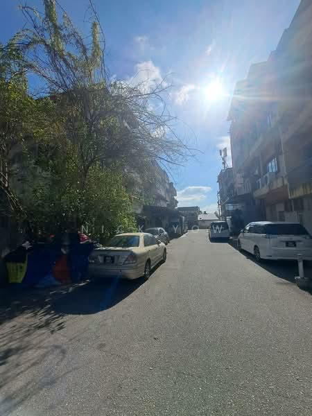 Kedai untuk Dijual di Selayang (Selangor) - Nick Yow - Exterior - PropertyGuru.com.my