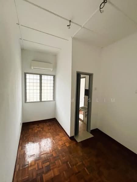 Rumah Teres 2 Tingkat untuk Dijual di Sungai Buloh (Selangor) - Ahmad Muslim - PropertyGuru.com.my