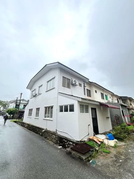 Rumah Teres 2 Tingkat untuk Dijual di Sungai Buloh (Selangor) - Ahmad Muslim - PropertyGuru.com.my