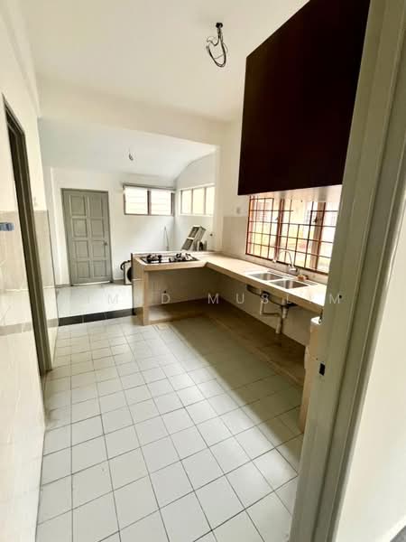 Rumah Teres 2 Tingkat untuk Dijual di Sungai Buloh (Selangor) - Ahmad Muslim - PropertyGuru.com.my